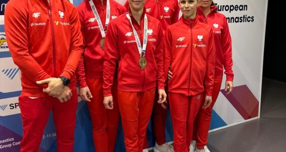 AKROBATKI Z TARGÓWKA Z MEDALAMI MISTRZOSTW EUROPY